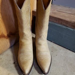 Justin boots